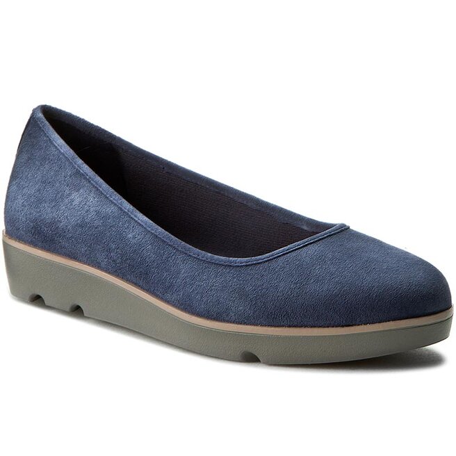P buty Clarks Evie Buzz 261185114 Navy Suede eobuwie .pl