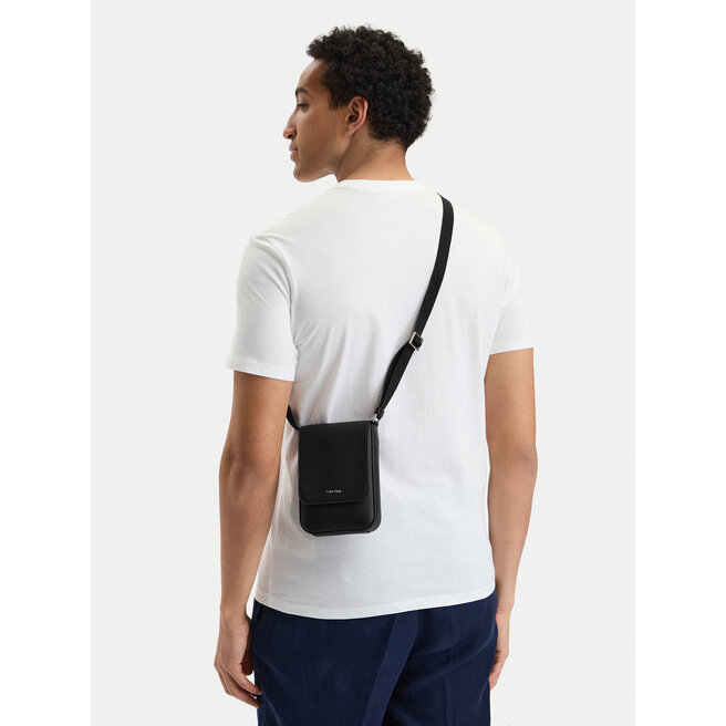Saszetka Calvin Klein Raised Phone Crossbody LV04D1226G Czarny -