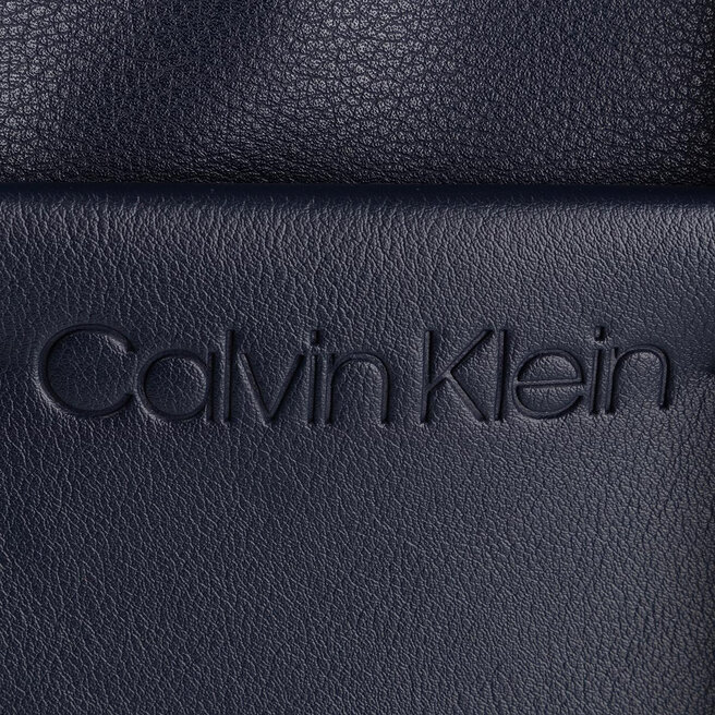 Τσάντα για laptop Calvin Klein Flex Top Handle Laptop Bag K50K504793