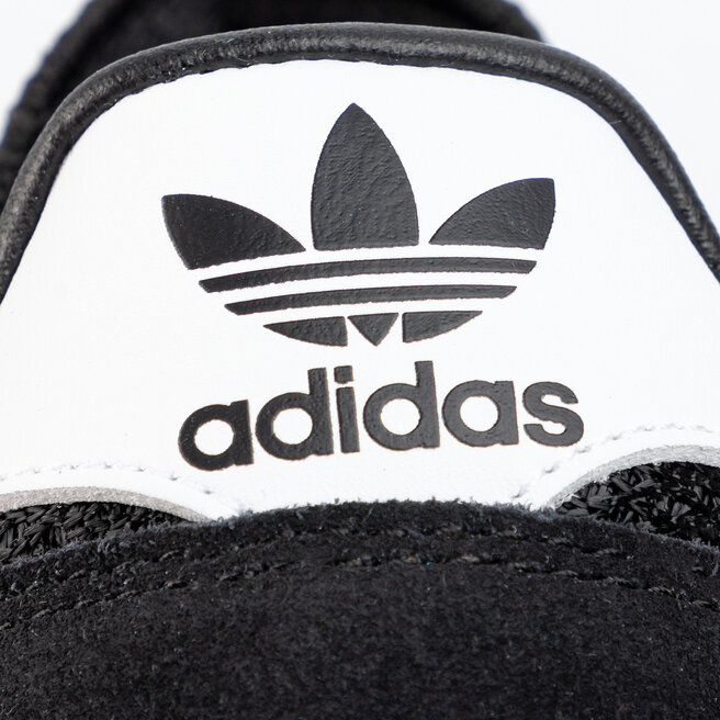 ee4923 adidas