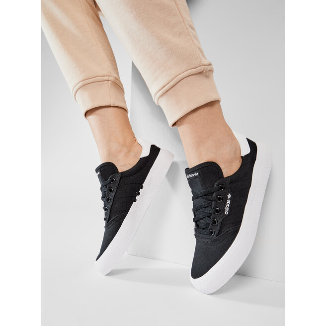 adidas Pantofi adidas 3Mc B22706 Cblack/Cblack/Ftwwht