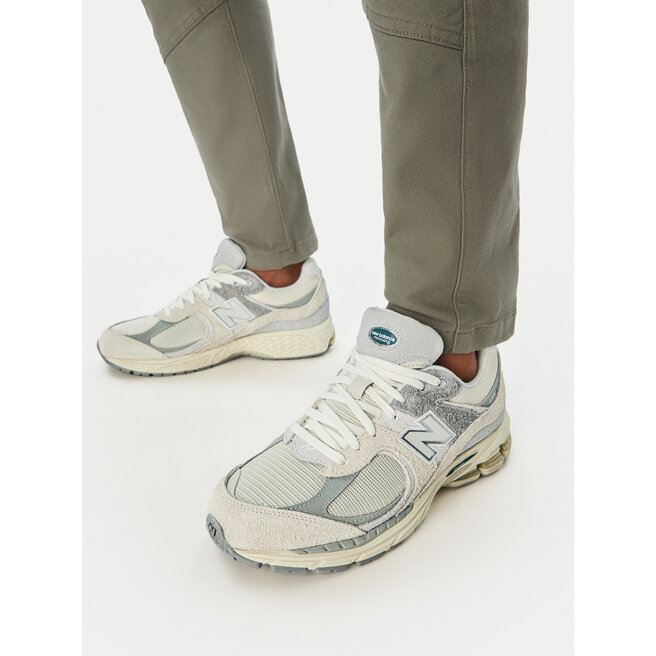 Sneakersy New Balance M2002REK Beżowy