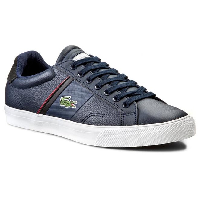 Lacoste fairlead hotsell trainers