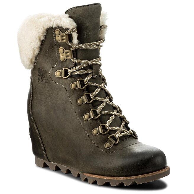 Sorel conquest shop wedge shearling