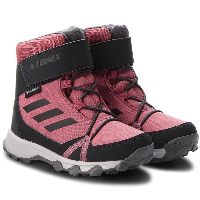terrex snow boots