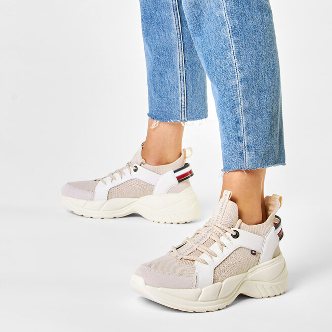 new chunky tommy sneaker