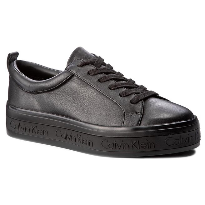 Calvin klein best sale jaelee sneaker