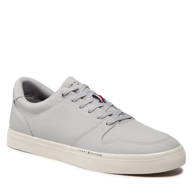 Tommy hilfiger hot sale core perforated leather