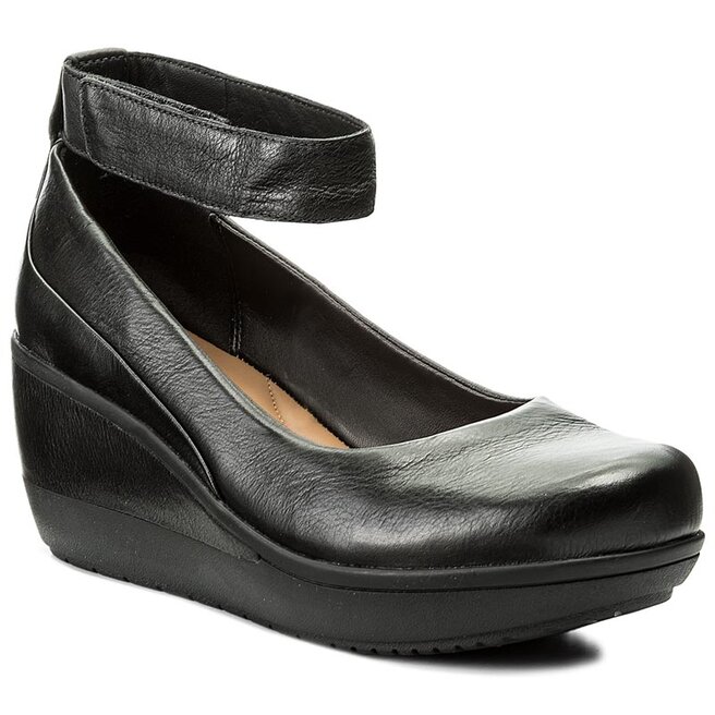 Clarks wynnmere fox black sales