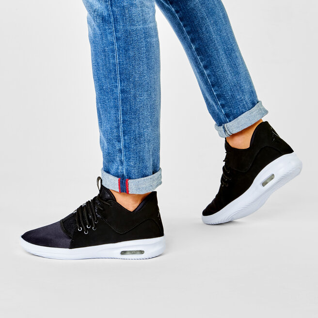 Jordan aj first class black hot sale