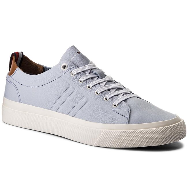 Tommy hilfiger unlined low cut leather sneaker hotsell