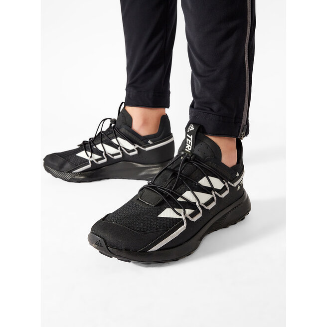 adidas Обувки adidas Terrex Voyager 21 FZ2225 Cblack/Cwhite/Gretwo