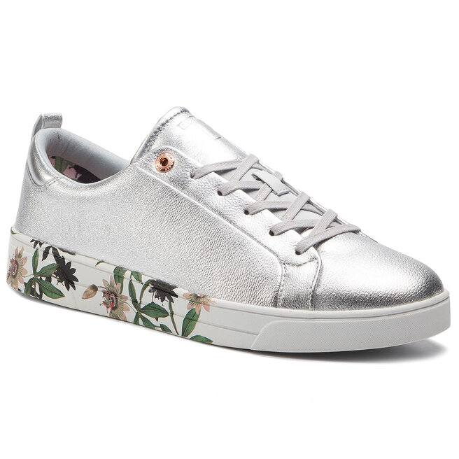 Ted baker roully top