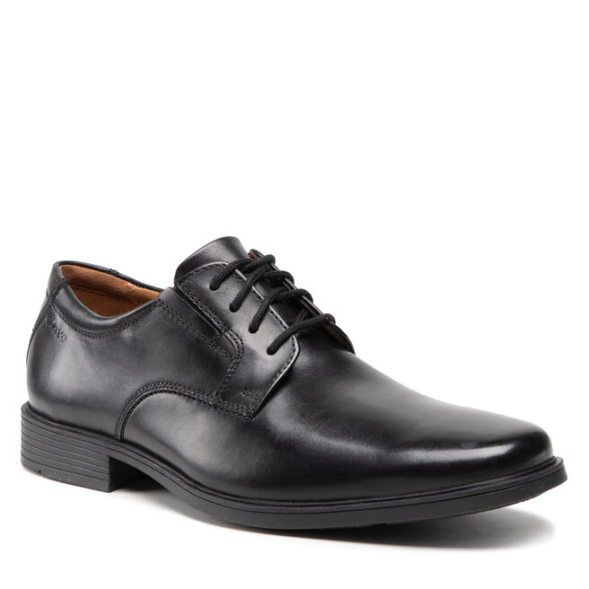 Κλειστά παπούτσια Clarks Tilden Plain 261103507 Black Leather