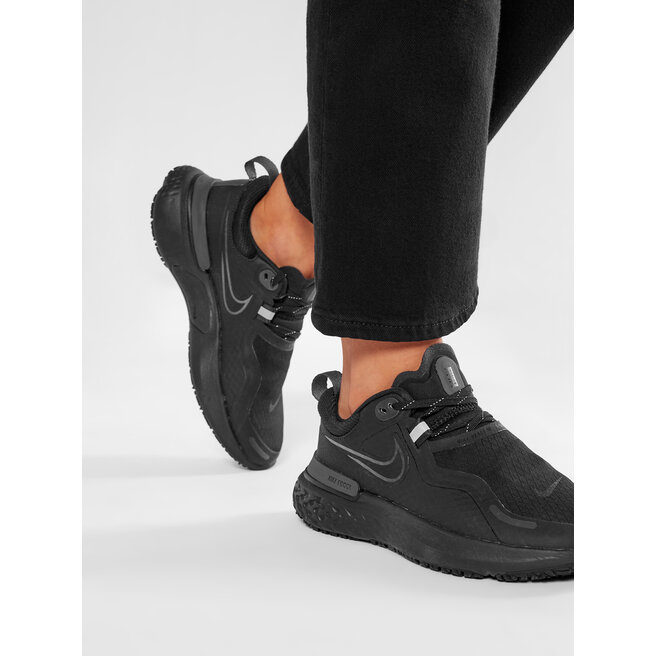 nike react shield black