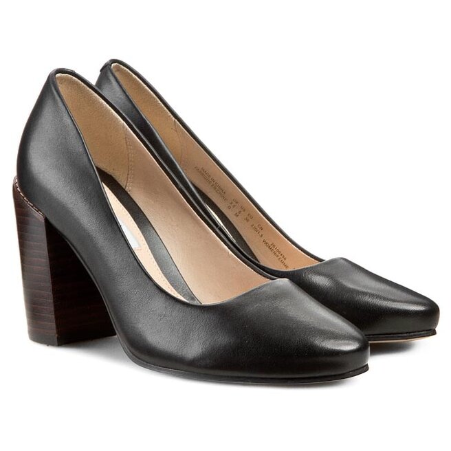 Clarks crumble sales