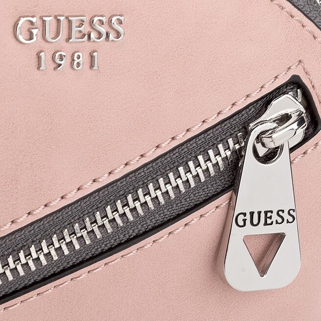 Zaino Guess Bradyn HWVY66 89310 BLS escarpe