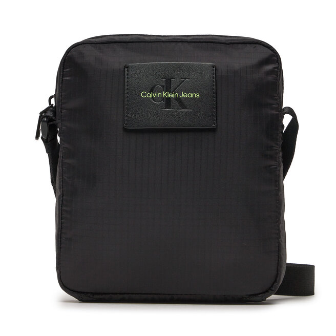 Saszetka Calvin Klein Jeans Sport Essentials Reporter18 L - Czarny
