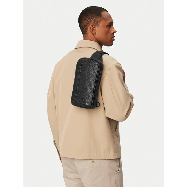 Saszetka Tommy Hilfiger Embossed Flag Sling Bag AM0AM14191 Czarny -