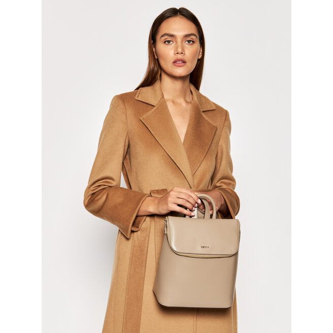 Rucksack DKNY BryantTz Backpack R92K3C36 Toffee TOF eschuhe.de