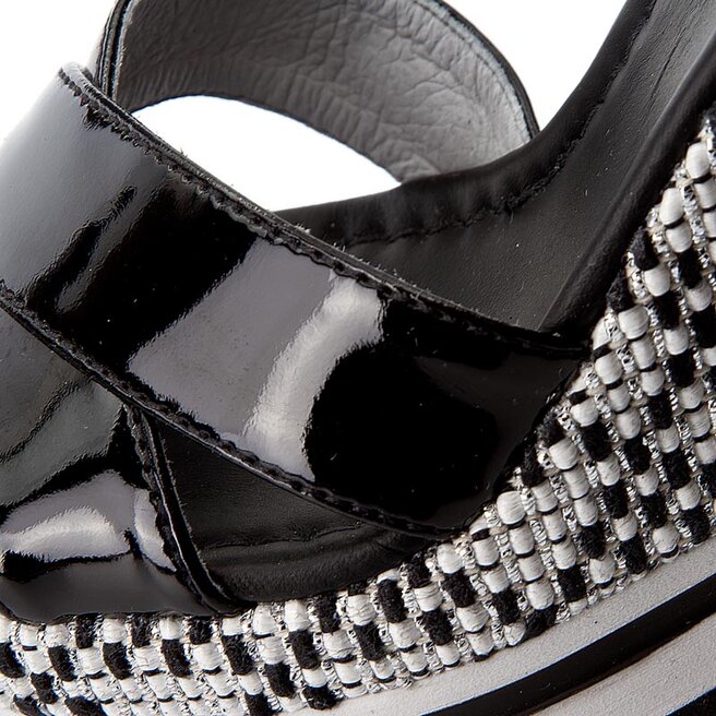 nero giardini sandales