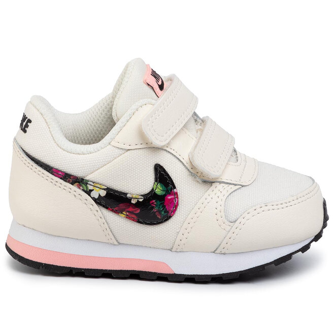 Nike md runner 2 vf gs new arrivals