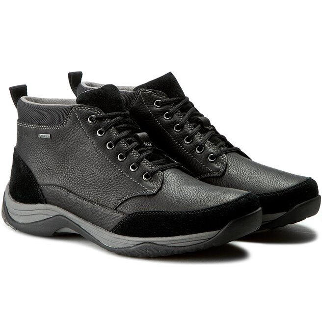 Clarks baystone top gtx 2025