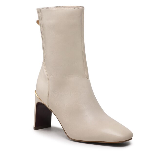 Bokacsizma Tamaris 1 25368 29 Ivory 218 ecipo.hu
