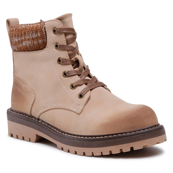 Kobiece trapery Clara Barson