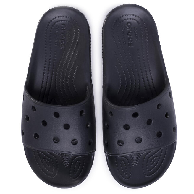 crocs slip on black