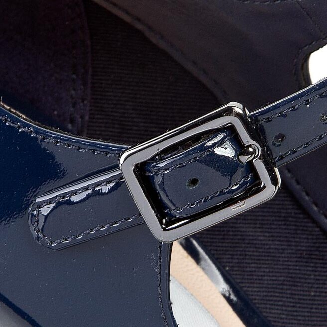 Chaussures basses Clarks Angie Kendra 261086114 Navy Comb