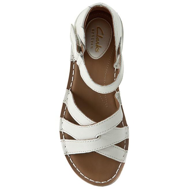 Tustin hotsell sahara clarks