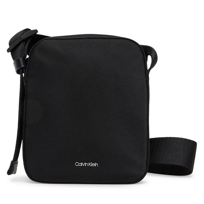 Saszetka Calvin Klein Ck Ease Reporter S - Czarny