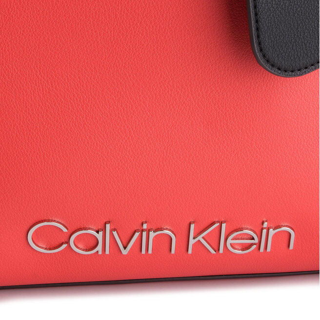Calvin Klein Táska Calvin Klein Ck Must Med Shopper K60K605481 809