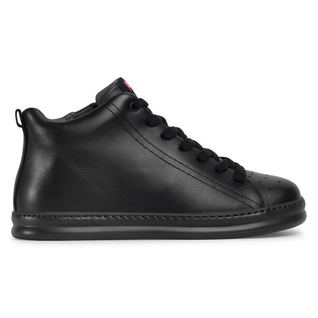 camper runner four black