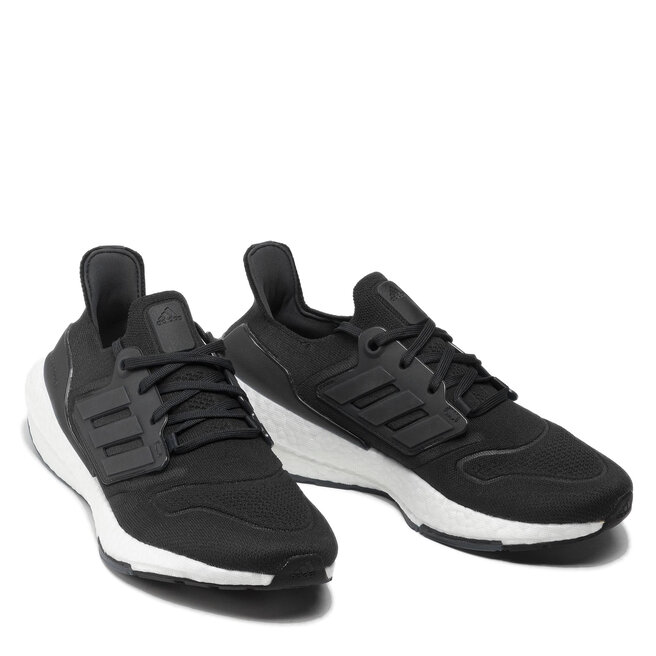 adidas Обувки adidas Ultraboost 22 GX3062 Cblack/Cblack/Ftwwht