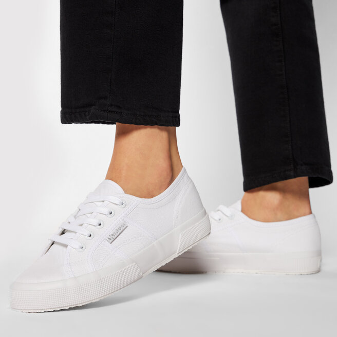 Superga cotu total top white