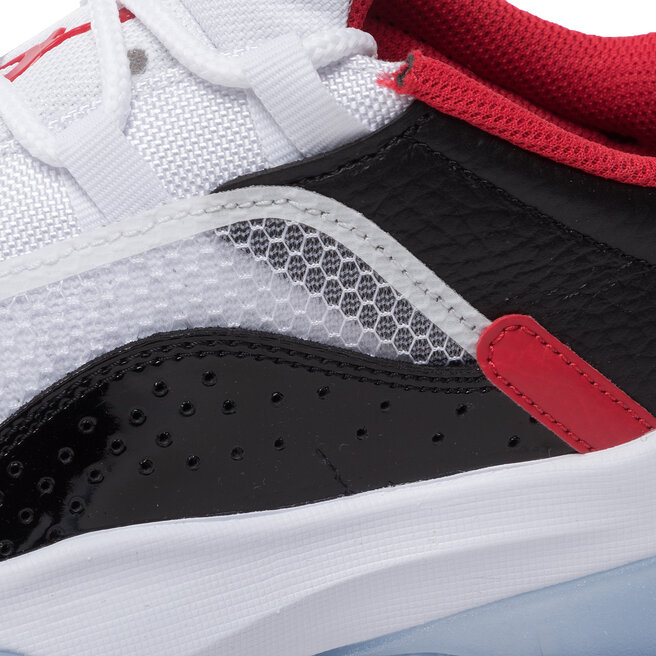 Nike Cipő Nike Air Jordan 11 Cmft Low DO0613 160 White/University Red/Black