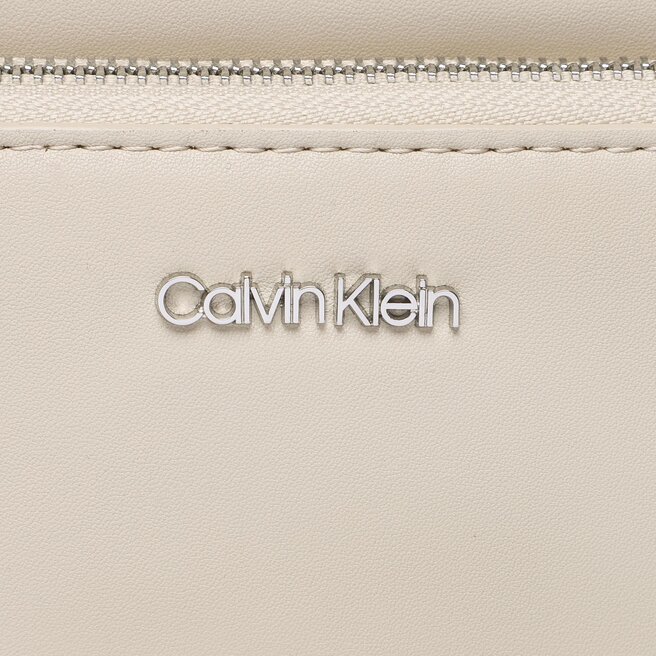 Calvin Klein CK MUST CAMERA BAG LG EPI MONO  Štýlová a značková obuv pre  ženy, mužov aj deti