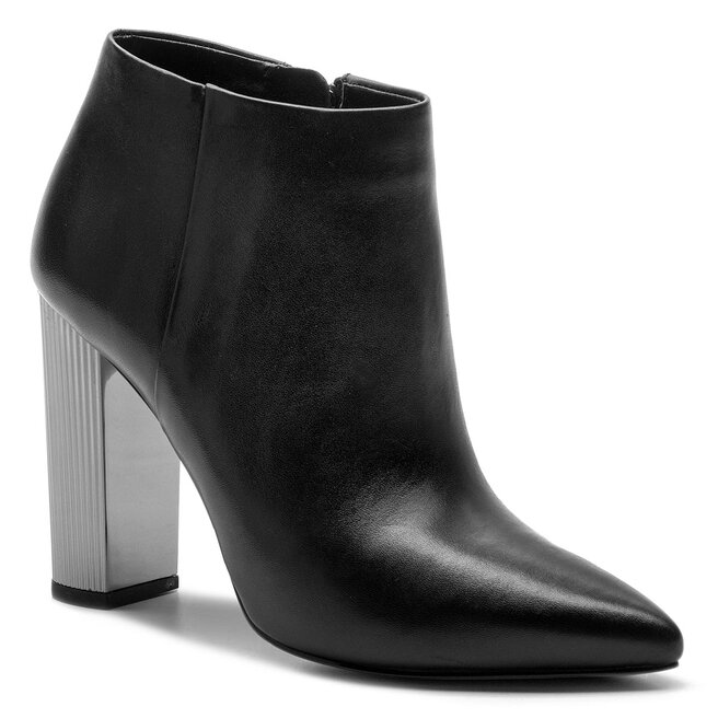 Michael kors paloma top boots