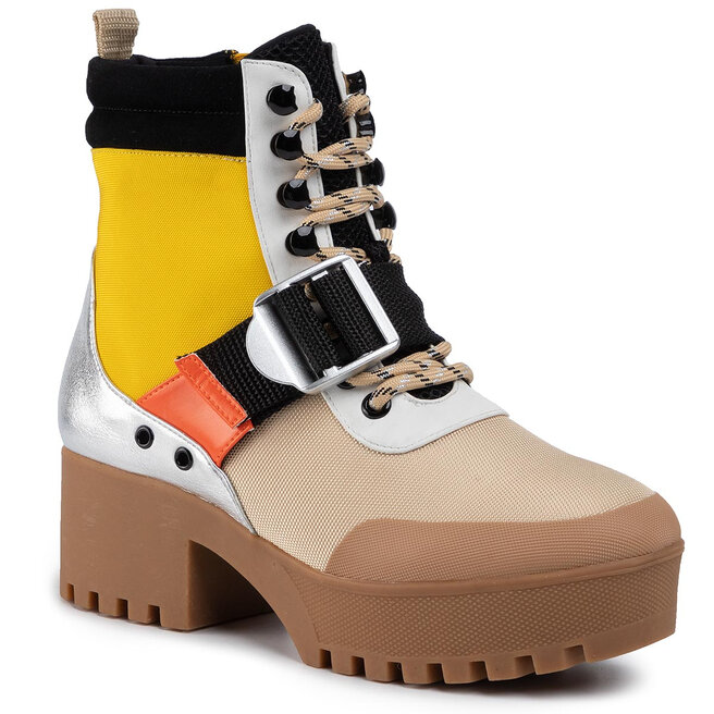 steve madden grady