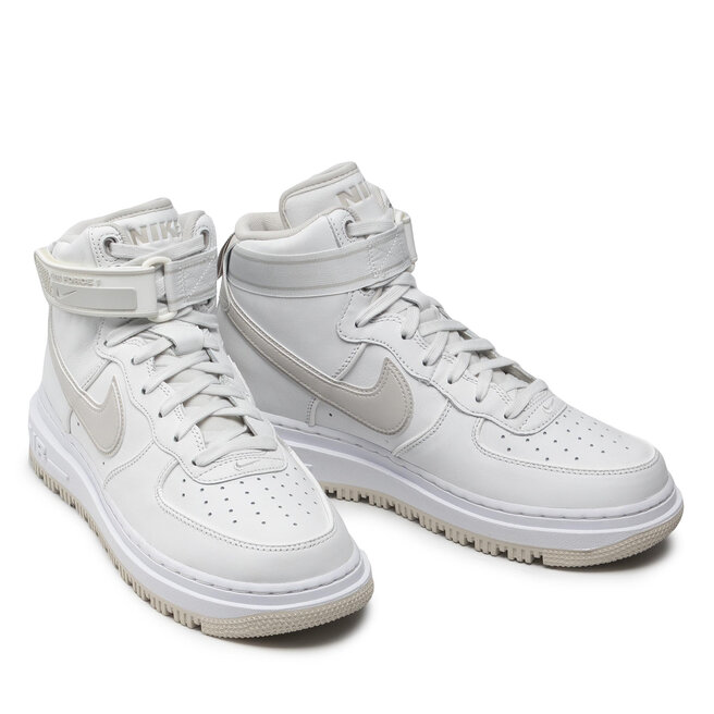 nike da0418 100