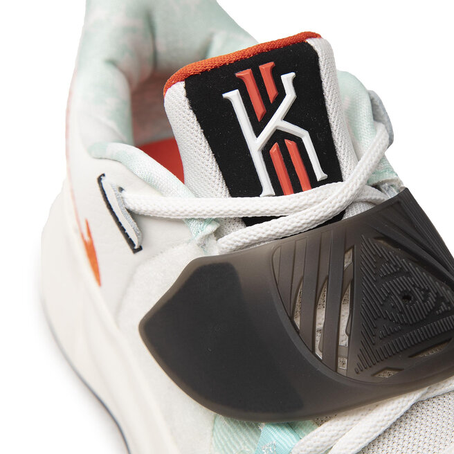 kyrie sail