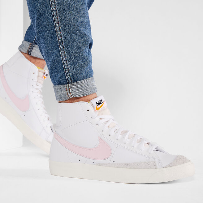 39 Best Sneakers For Women 2023, From Trendy To Classic, 50% OFF