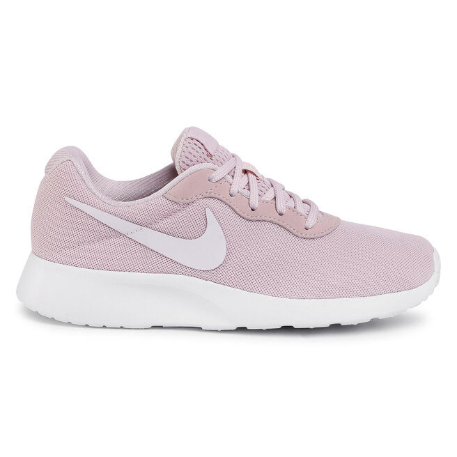 Rose gold 2025 nike tanjun