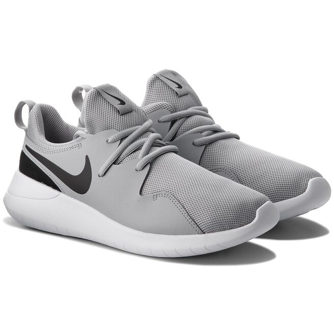 nike tessen gray