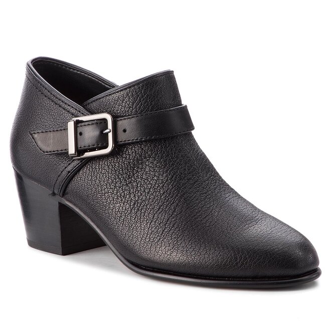Polobotky Clarks Maypearl Milla 261361504 Black Leather eobuv.cz