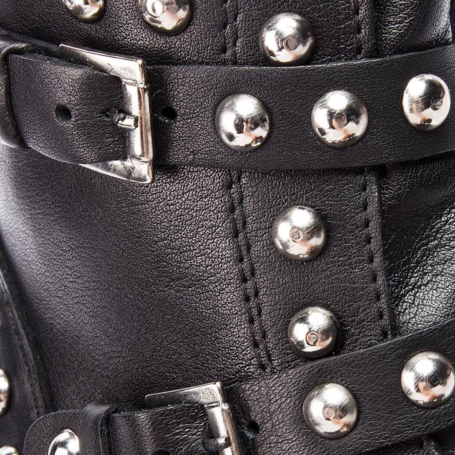 Steve clearance madden spunky