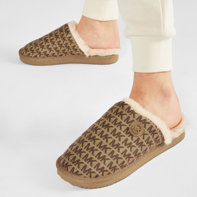 michael kors slippers beige