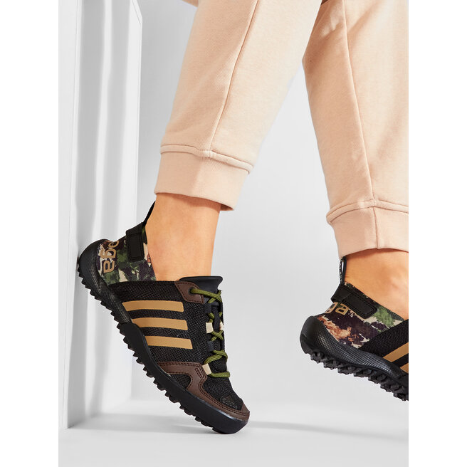 terrex daroga two 13